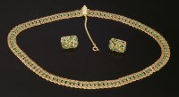 Lot 322 - A Continental gold emerald necklace