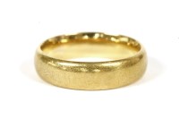 Lot 202 - A court shaped 22ct gold wedding ring