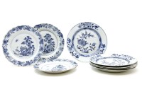 Lot 518 - A set of five 18th century Chinese blue and white porcelain plates