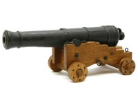 Lot 526 - A replica model ship's cannon