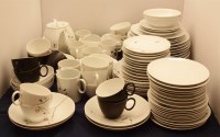 Lot 669 - A Rosenthal dinner and tea service