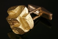 Lot 227 - A single 18ct gold cufflink by Kutchinsky