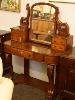Lot 655 - A Duchess dressing table