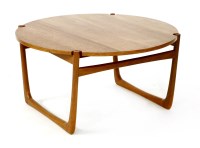 Lot 636 - A coffee table