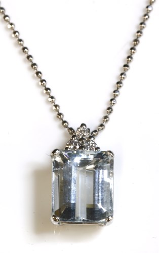 Lot 418 - An Italian white gold aquamarine and diamond pendant