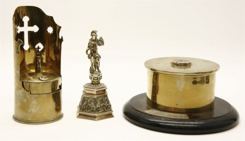 Lot 218 - Trench art: a 1915 5 inch brass shell case desk stand