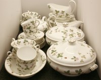 Lot 192 - A quantity of Wedgwood wild strawberry pattern dinner wares