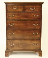 Lot 658 - A Victorian style six drawer chest