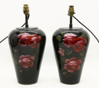 Lot 433 - A pair of porcelain vase form table lamps
