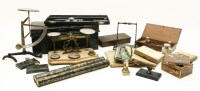 Lot 282 - A collection of various miscellaneous items