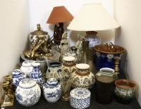 Lot 278 - A collection of various china and glassware