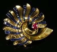 Lot 207 - A three colour gold synthetic ruby and synthetic sapphire clip brooch