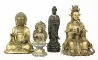 Lot 226 - A collection of Chinese bronze