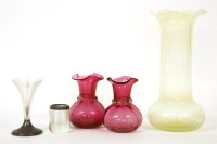 Lot 168 - A collection of art glass