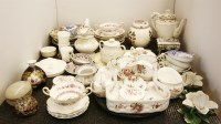 Lot 331 - A quantity of 19th century and later teawares