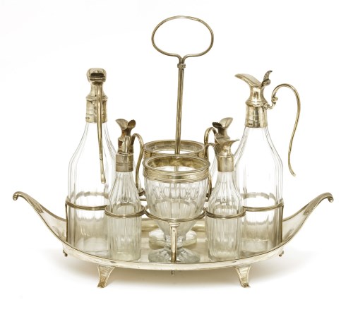 Lot 199 - A George III silver condiment stand