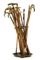 Lot 418 - A quantity of walking sticks