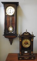 Lot 288 - A wall clock