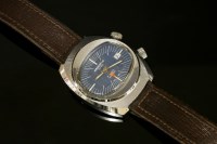 Lot 630 - A gentlemen's chrome plated Memostar mechanical alarm watch