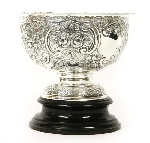 Lot 101 - An embossed silver rose bowl