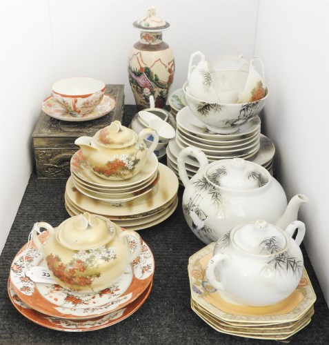 Lot 253 - Oriental ceramics to include tea wares