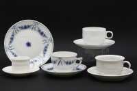 Lot 231 - A quantity of tea and dinner wares