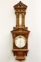 Lot 267 - A large late Victorian aneroid barometer