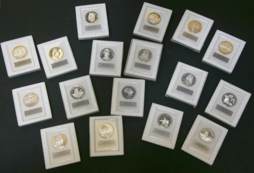 Lot 100 - Nineteen British Commemorative Society commemorative silver medallions