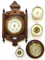Lot 253 - A Mark 2 aneroid barometer