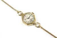 Lot 36 - A ladies 9ct gold Avia mechanical bracelet watch