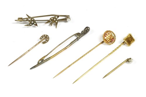 Lot 9 - A collection of stick pins