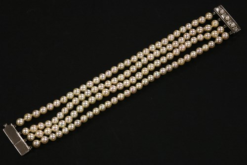 Lot 42 - A four row uniform cultured pearl bracelet