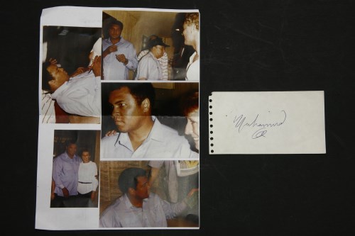 Lot 77 - A Muhammed Ali signature on white paper