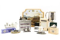 Lot 200 - A small quantity of railway related items to include models