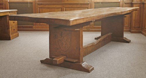 Lot 201 - A Robert 'Mouseman' Thompson oak refectory table