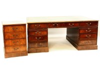 Lot 777 - A modern office partner's desk