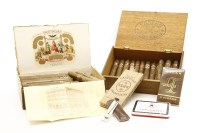 Lot 176 - Two boxes of old Havana cigars