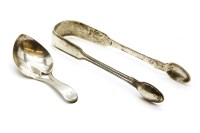 Lot 184 - An early 19th century silver caddy spoon