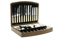 Lot 222 - A quantity of various silver plated cutlery