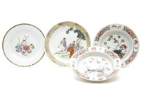 Lot 442 - Four Chinese porcelain items