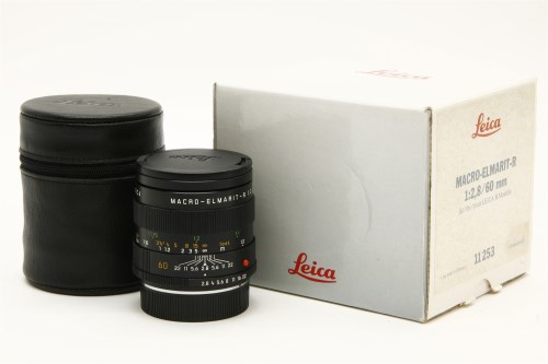 Lot 202 - A Leica Macro-Elmarit-r 60mm camera lens