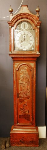 Lot 543 - An 18th century red lacquered longcase clock