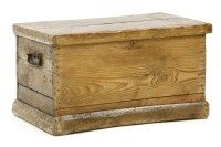 Lot 470 - A Victorian pine blanket box