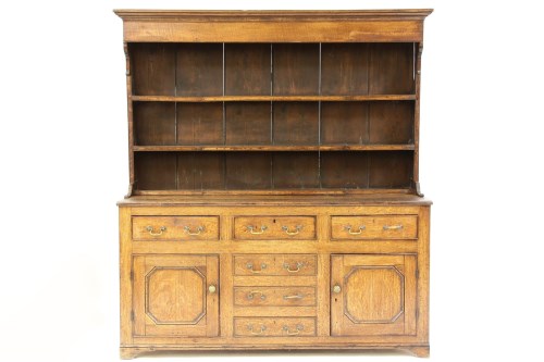 Lot 516 - A George III oak dresser