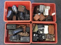 Lot 217 - A large quantity of vintage and other cameras