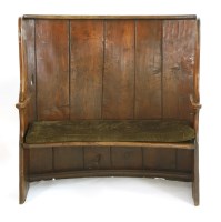 Lot 462 - A pine tavern bench