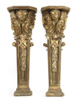 Lot 602 - A pair of carved giltwood brackets