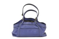 Lot 1113 - An Hogan blue leather handbag