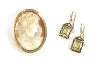 Lot 1 - A Continental gold carved shell cameo brooch