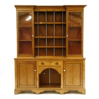 Lot 456 - A 19th century oak dresser